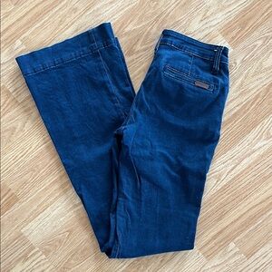 Women’s Dark Blue Wrangler Jeans